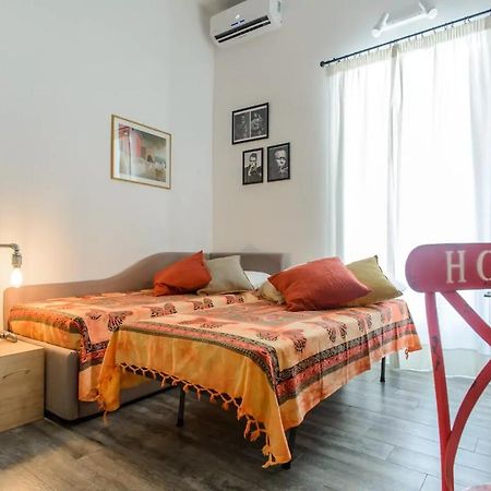 Vesuvius A Mezzocannone Apartamento Nápoles Exterior foto